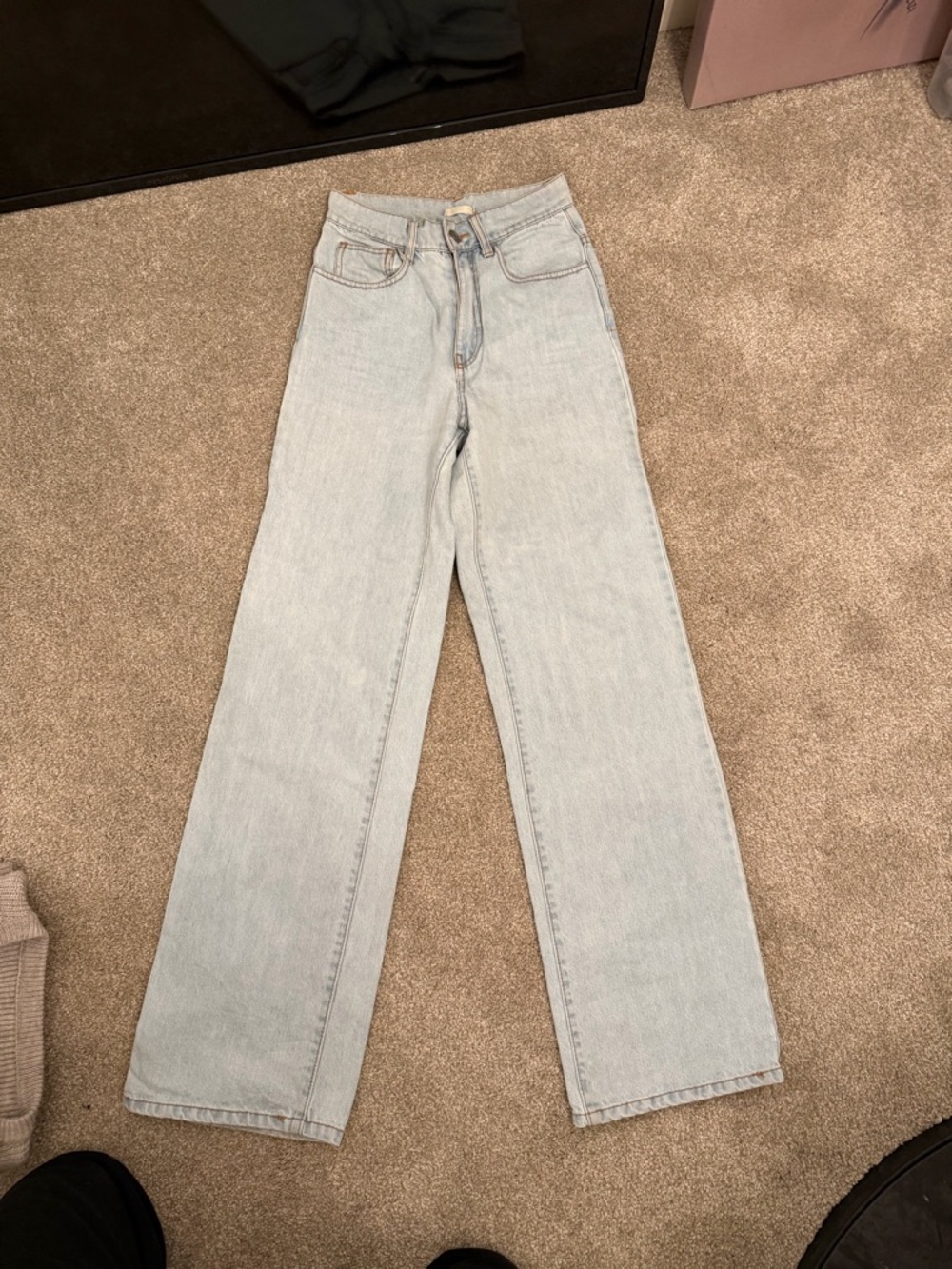 Brandy Melville Light Blue High-Rise Women’s Jeans